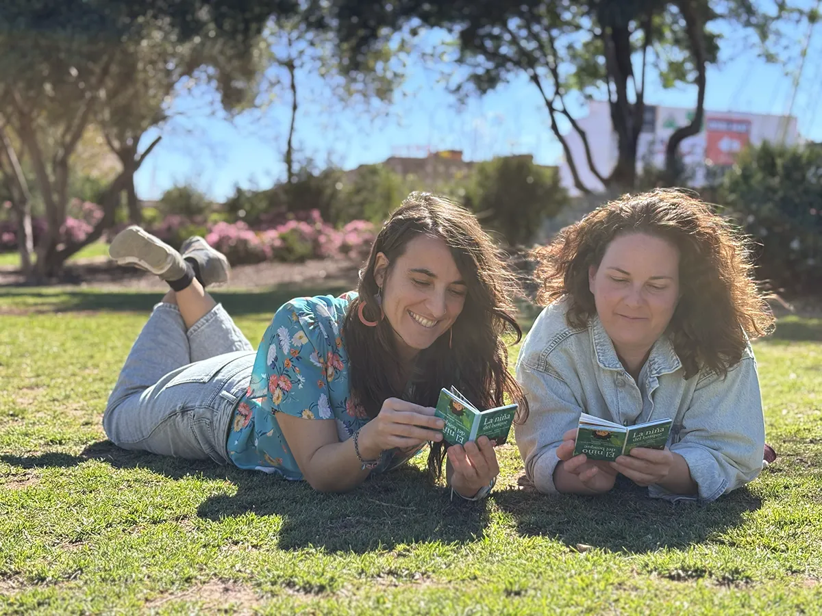 Lucía y Ahinoa juntas